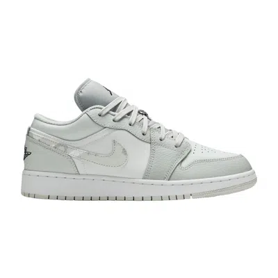 Pre-owned Air Jordan 1 Low Se Gs 'white Camo' | Kid's Size 7
