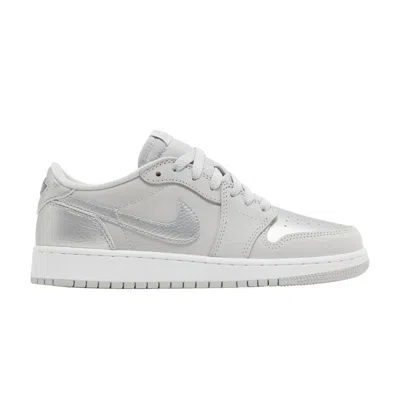 Pre-owned Air Jordan 1 Retro Low Og Gs 'metallic Silver' | Grey | Kid's Size 3.5 In Gray