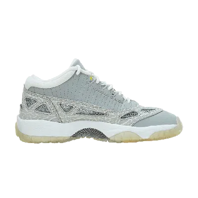 Pre-owned Air Jordan 11 Retro Gs In Silver