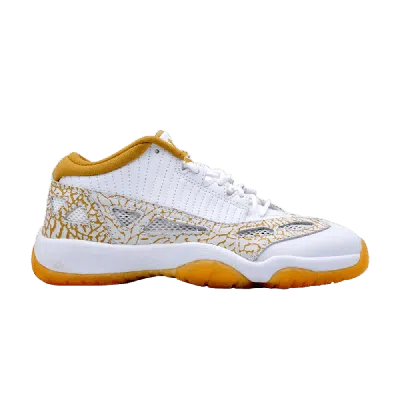 Pre-owned Air Jordan 11 Retro Low Gs In White