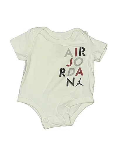 Pre-owned Air Jordan Babies' Short Sleeve Onesie In White