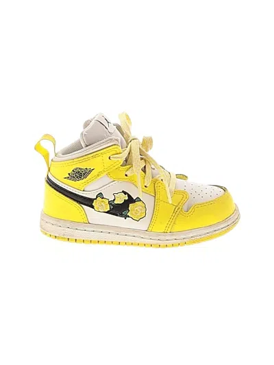 Pre-owned Air Jordan Kids' Sneakers In Yellow