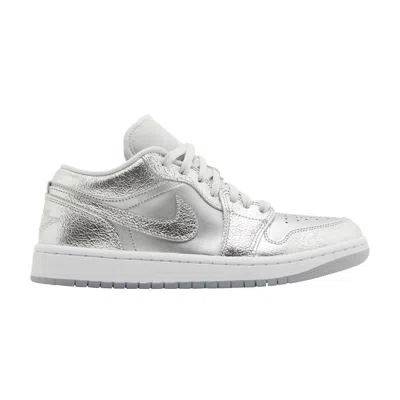 Pre-owned Air Jordan Wmns  1 Low Se 'metallic Silver'