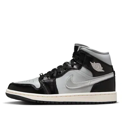 Air Jordan (wmns)  1 Mid Se 'black Chrome'