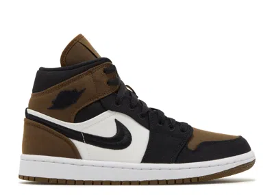 Air Jordan Wmns  1 Mid Se 'olive Toe' In Green