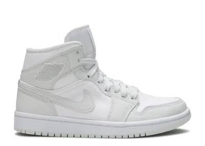 Air Jordan Wmns  1 Mid 'spruce Aura' In Green