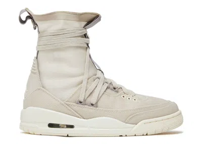 Air Jordan Wmns  3 Rtr Exp Lite In White