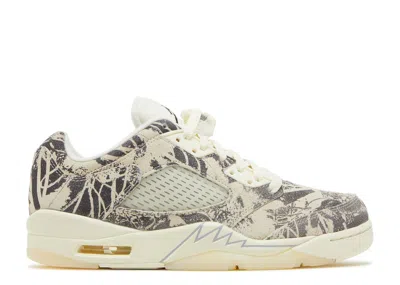 Air Jordan Wmns  5 Retro Low 'expression' In White