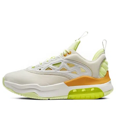 Air Jordan (wmns)  Air Max 200 Xx 'barely Volt' In White