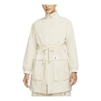 Air Jordan (wmns)  Ss22 Coat 'light Mahogany Brown' In White