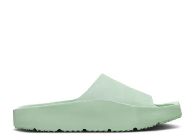 Air Jordan Wmns Jordan Hex Slide 'pistachio Frost' In Green