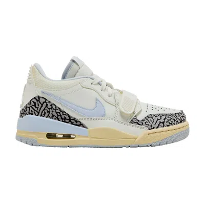 Pre-owned Air Jordan Wmns Jordan Legacy 312 Low 'sail Football Grey'