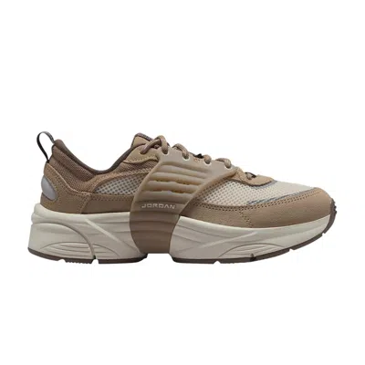 Pre-owned Air Jordan Wmns Trunner O/s 'khaki' | Brown | Women's Size 11