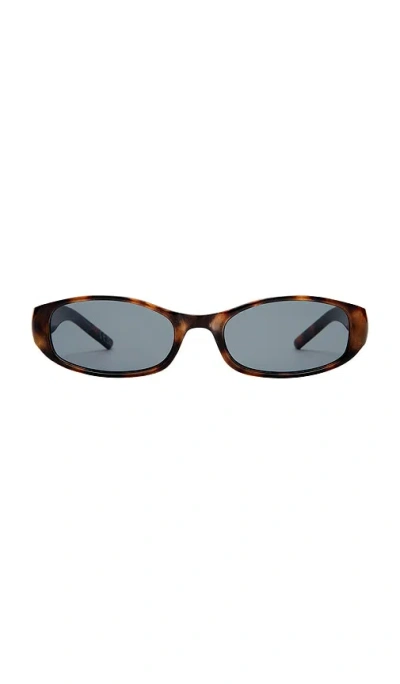 Aire Caellum Sunglass In Brown