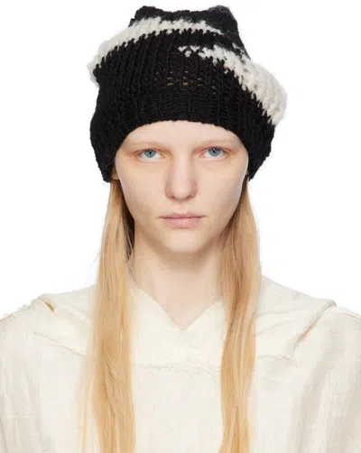 Airei Black & White Rib Beanie In Mix 1