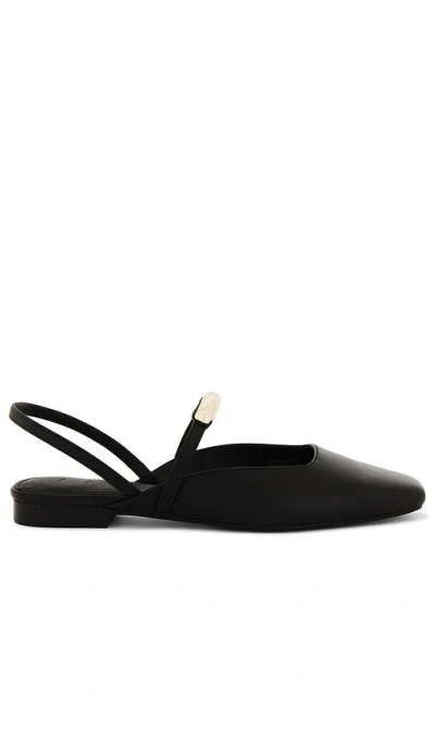 Aje Alcove Crescent Slipper In 黑色