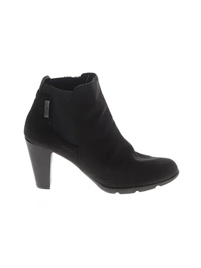 Pre-owned Ak Anne Klein Ankle Boots In Black