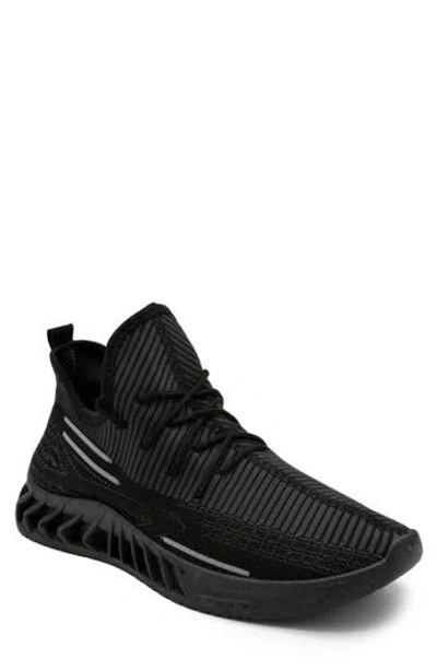 Akademiks Fit Jogger Sneaker In Black-grey