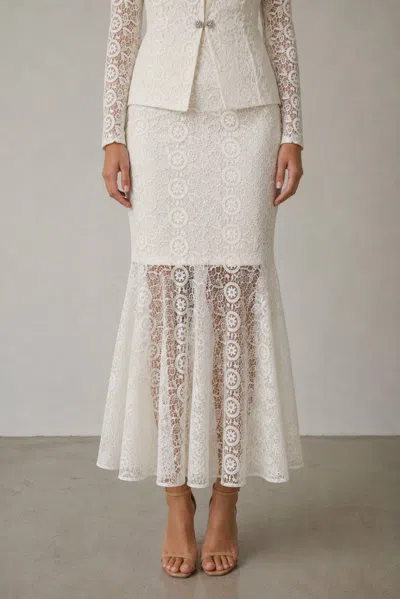 Akalia Valentina Lace Mermaid Skirt In Ivory In White