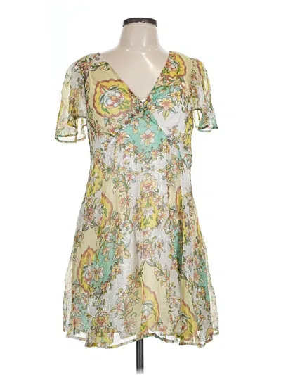 Pre-owned Akemi + Kin Short Sleeve Blouse In White