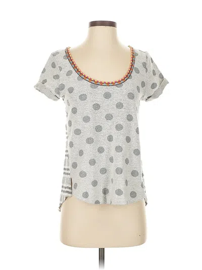 Pre-owned Akemi + Kin Short Sleeve Top Gray Scoop Neck Tops