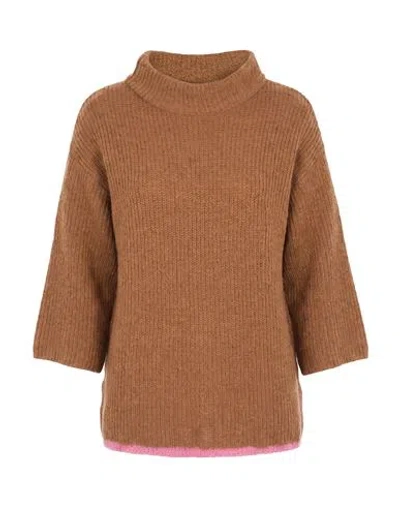 Akep Woman Turtleneck Camel Size 6 Merino Wool