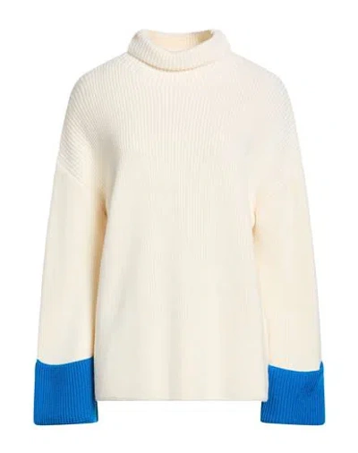 Akep Woman Turtleneck Cream Size 4 Wool, Acrylic In White