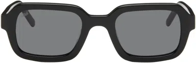Akila Black Cascade Sunglasses In Black / Black