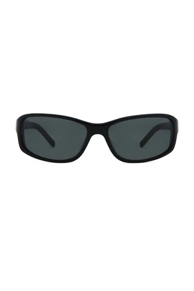 Akila Jet In Black