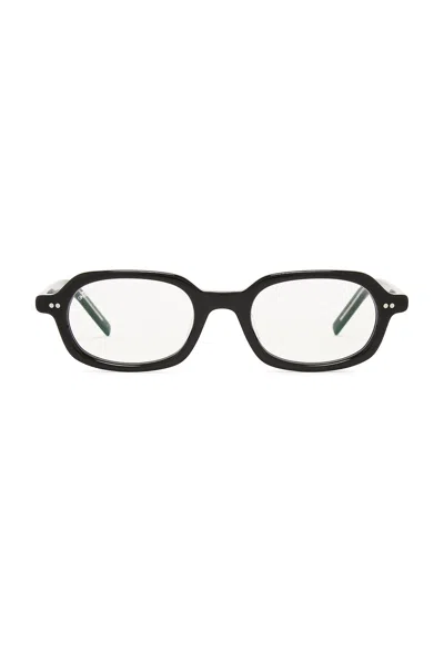 Akila Psyche In Black