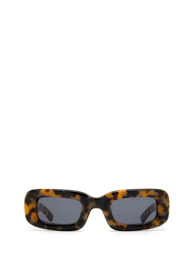 Akila Sunglasses In Brown