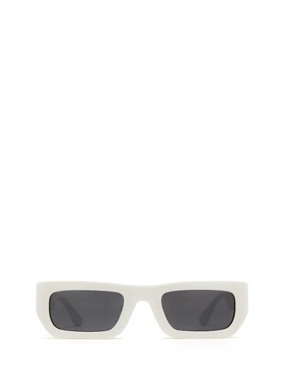Akila Sunglasses In Gray