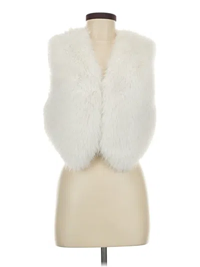 Pre-owned Akira Faux Fur Vest In Ivory