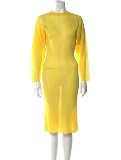 Pre-owned Aknvas Mock Neck Midi Length Dress In Yellow