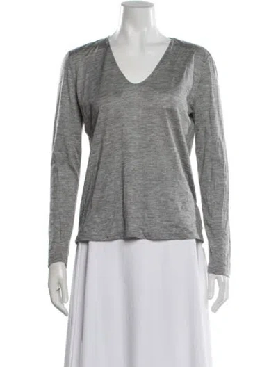 Pre-owned Akris Cashmere V-neck T-shirt In Grey