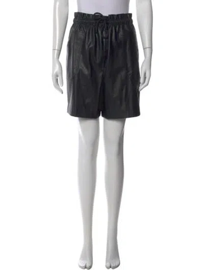 Pre-owned Akris Punto Knee-length Shorts In Black