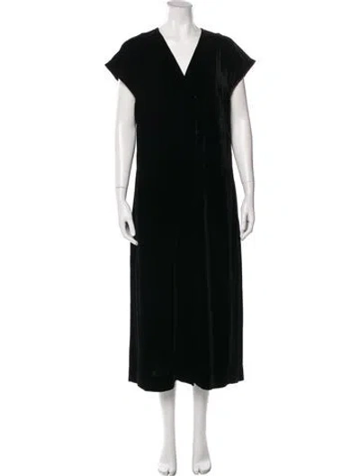 Pre-owned Akris Punto V-neck Midi Length Dress In Black
