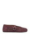 Ala?a Ballet Flat In Rouge Grenat
