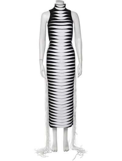 Pre-owned Alaïa 2022 Long Dress In White