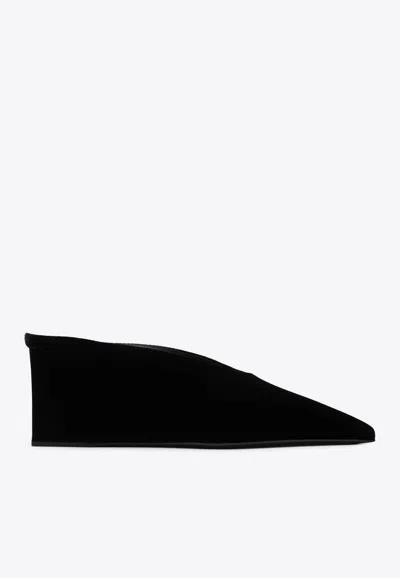 Alaïa 75 Velvet Cube Wedge Mules In Black