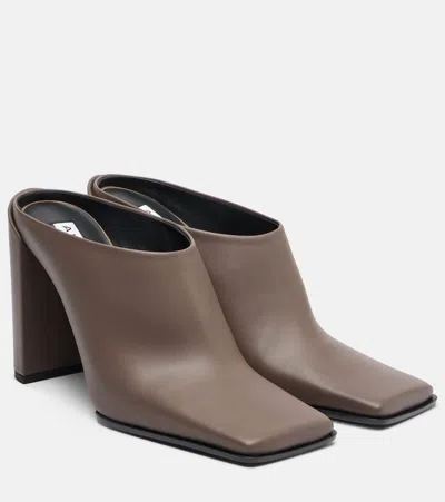 Alaïa 90 Leather Mules In Brown