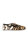 Alaïa Ballet Flat In Brown