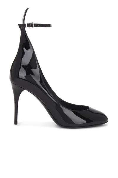 ALAÏA ANKLE STRAP PUMP