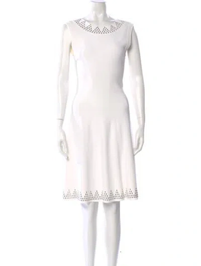 Pre-owned Alaïa Bateau Neckline Knee-length Dress In White