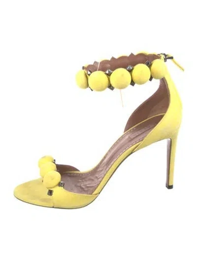 Pre-owned Alaïa Bombe Suede Sandals In Yellow