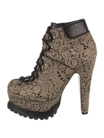 Pre-owned Alaïa Calf Hair Animal Print Boots In Neutral
