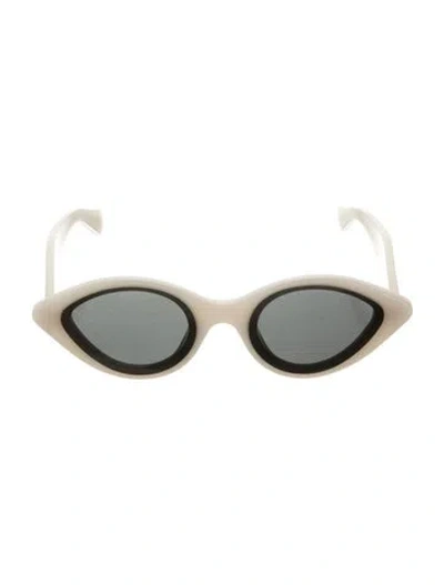 Pre-owned Alaïa Cat-eye Tinted Sunglasses In Neutral