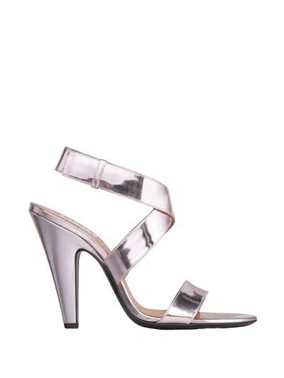 Alaïa Alaia Cone Sandals In Mirror-effect Calfskin In Purple