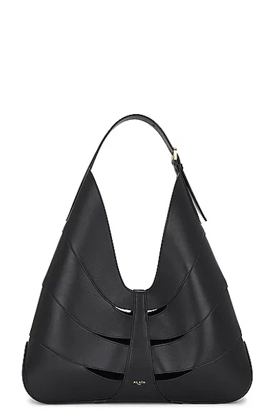 Alaïa Delta Hobo Bag In Noir