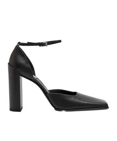 Alaïa Dorsay 90 Leather Pumps In Black
